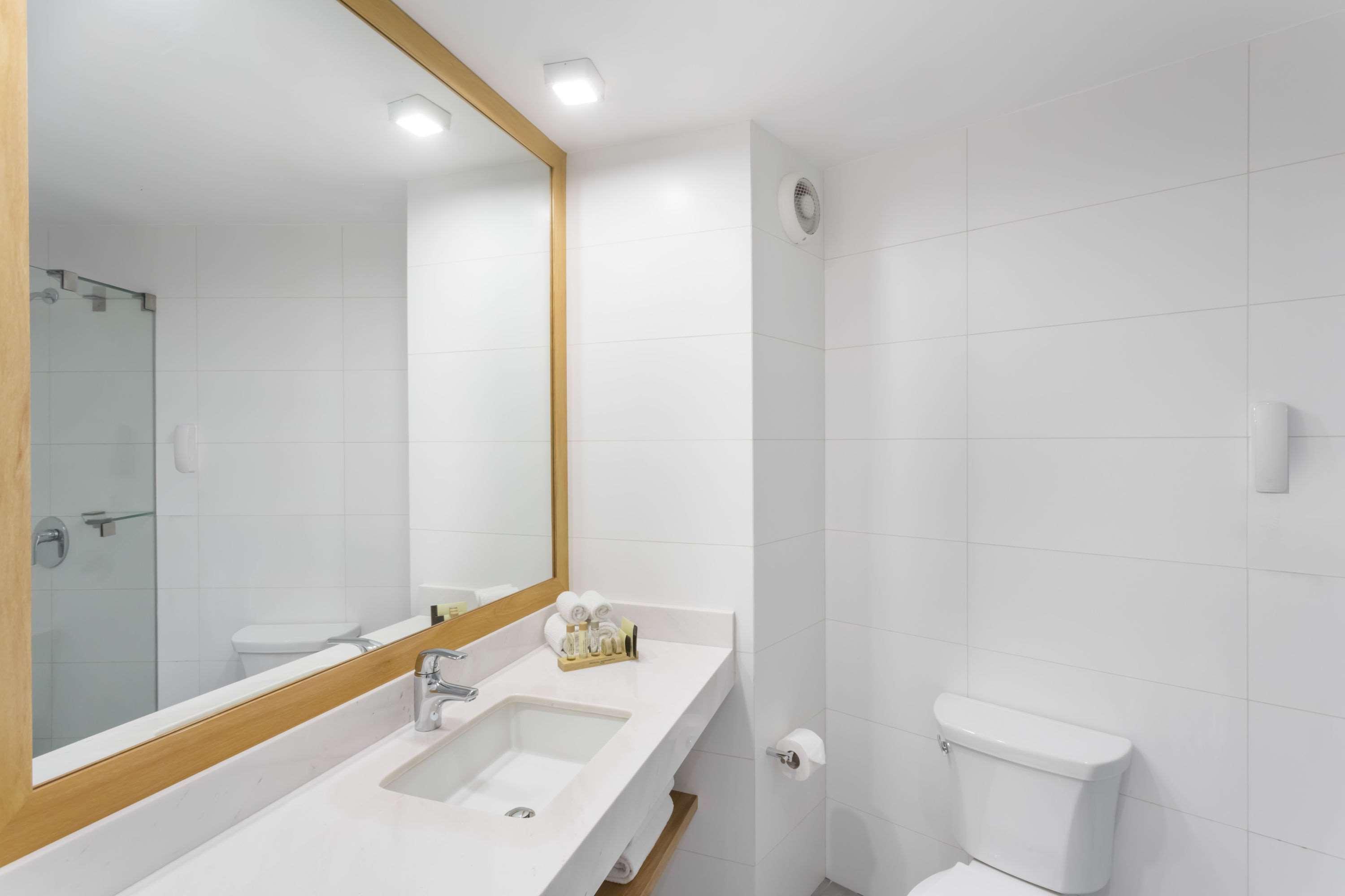 Ramada Encore By Wyndham Lima San Isidro Exteriér fotografie